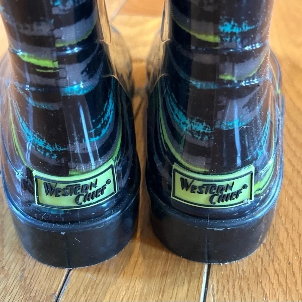 Western Chief Black Brush Stripe Lighted Pull On Boys Youth Rain Boots Size 13